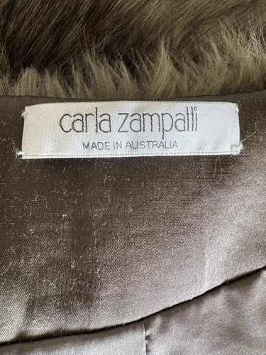 Carla Zampatti Faux Fur Short Coat Sz Med - Picture 4 of 8