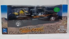 New Ray Off-Roadz Dodge Ram 3500 with red and yellow motorcyle 1:32 diecast