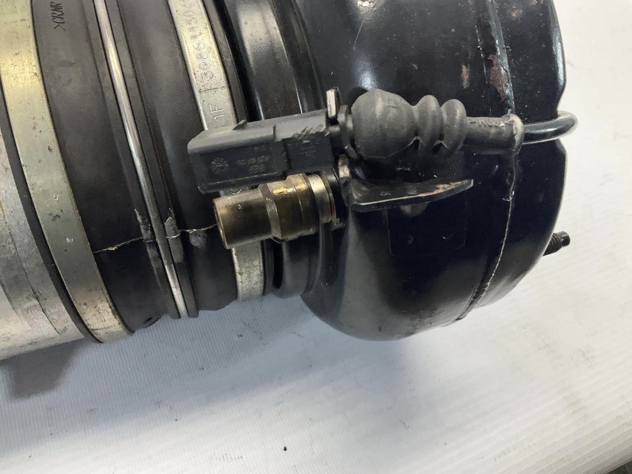 11-21 Bentley Mulsanne Front Right Passenger Strut Shock Absorber T