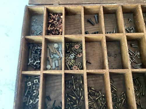 Antique Vintage Oak Wood Box Box Joints 24 Compartments W. 100s Old Screws - Picture 6 of 15