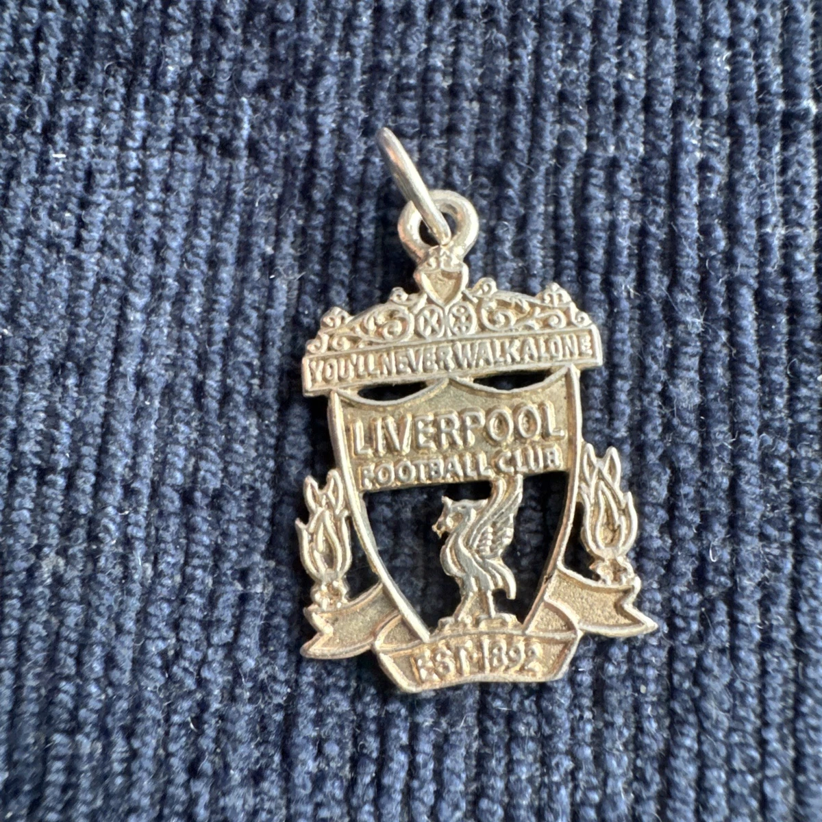 Pendentif Liverpool FC - Plaqué Or 18ct Sur Argent - Chaîne Incluse - Officiel