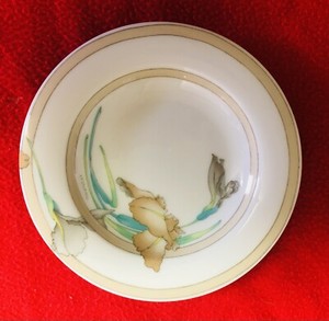 フッチェンロイター タヴォラ レオナルド パリスのサラダプレート フッチェンロイター タヴォラ レオナルド パリスのサラダプレート