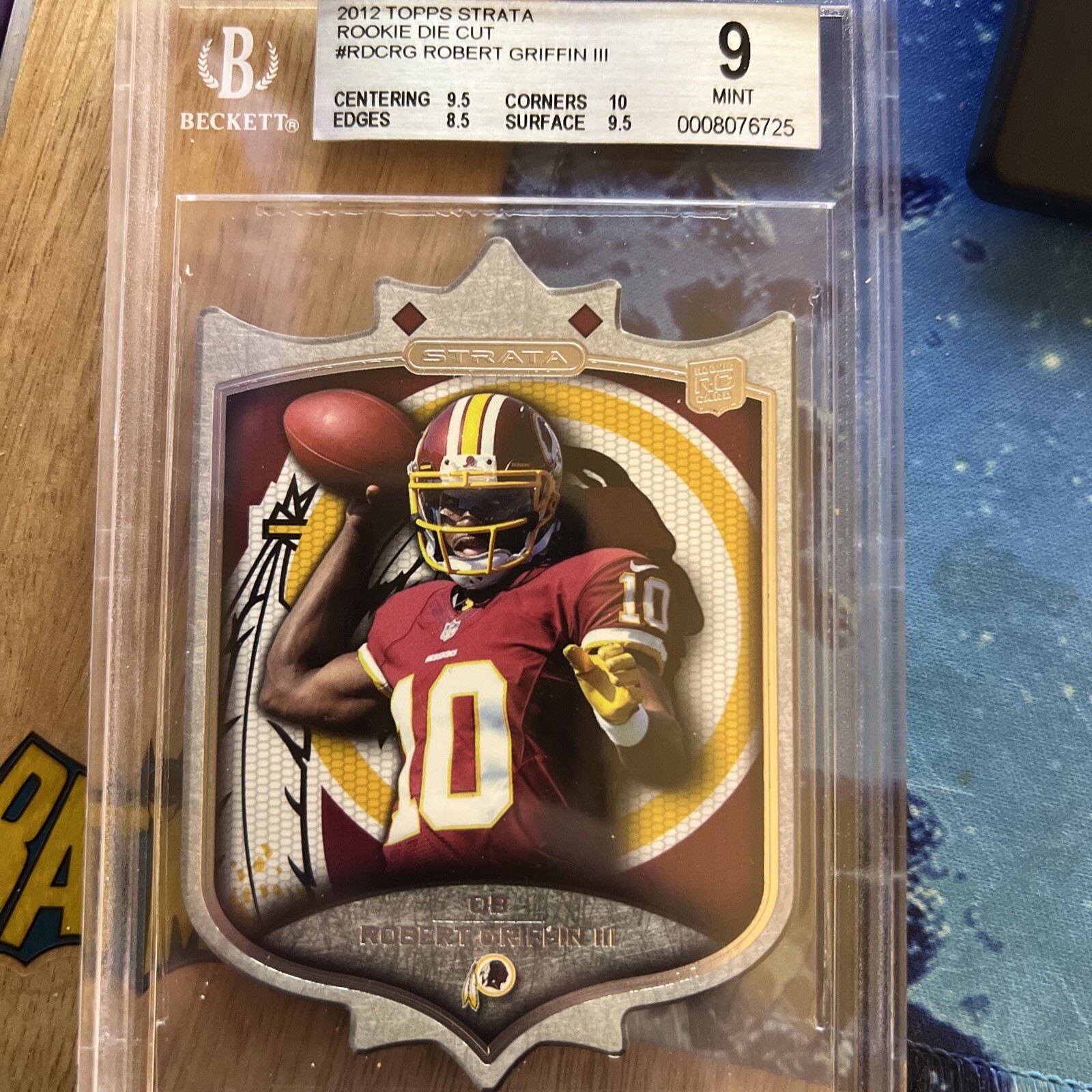 Robert Griffin III Topps Strata Die-Cut Rookies #RDCRG Base