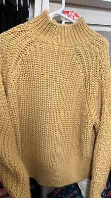 H&M Yellow Knit Sweater -Large
