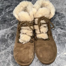 BEARPAW Women's Brown Sherpa Lined Ankle Boot Booties Wmns 9