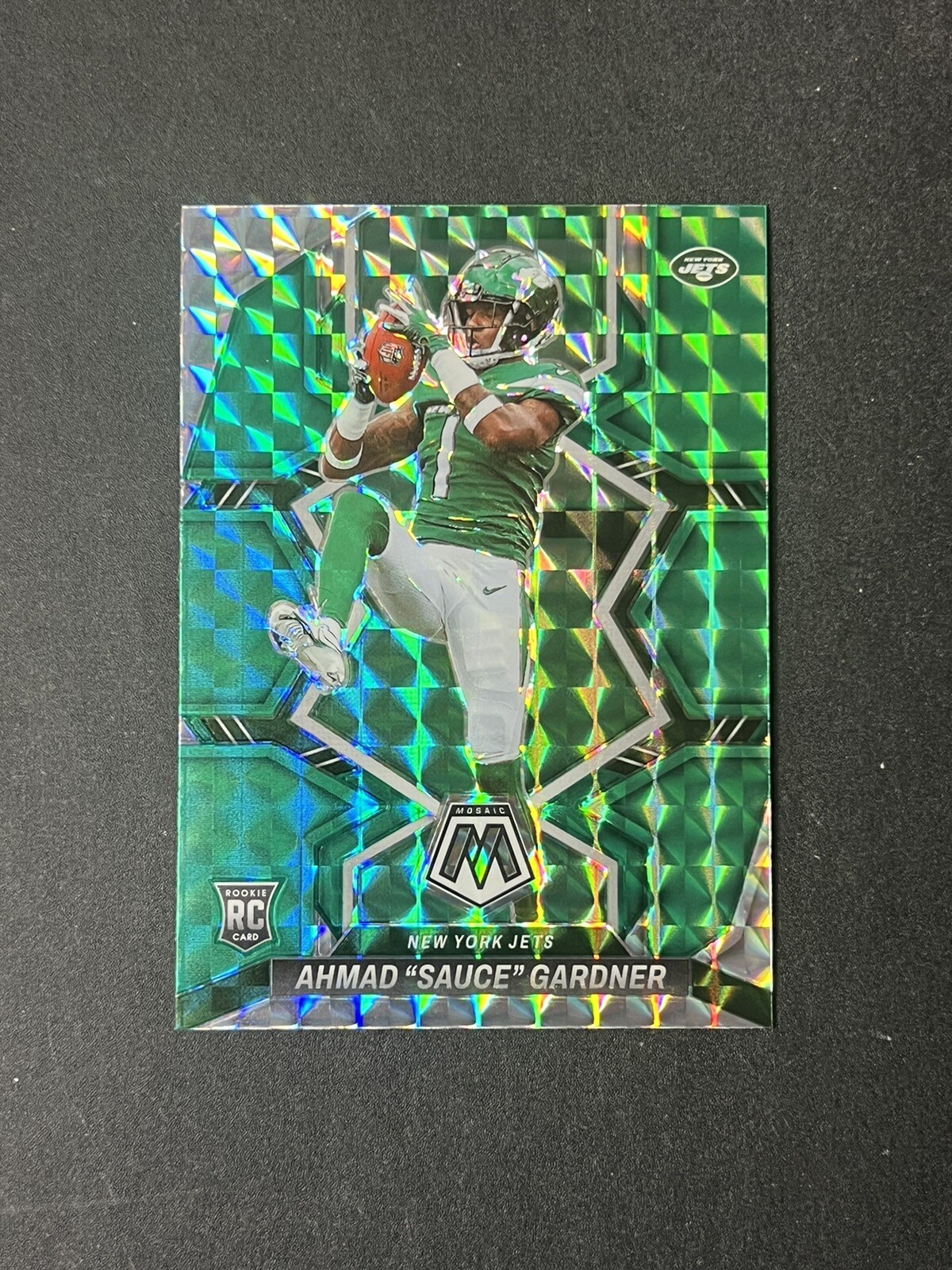 2022 Mosaic Football Ahmad “Sauce” Gardner RC #335 Retail Green Prizm Jets