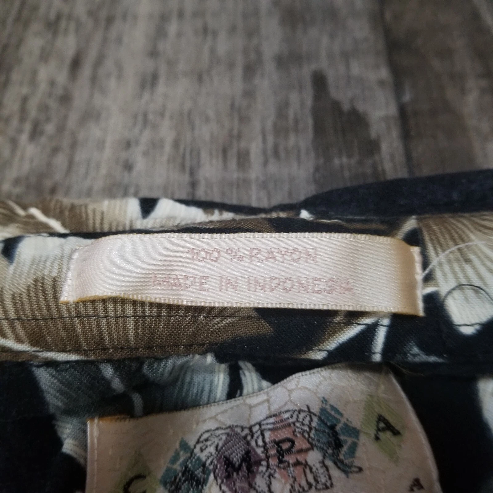 Campia Moda Hawaiian Shirt Short Sleeve Button Down Blue Size Large Rayon