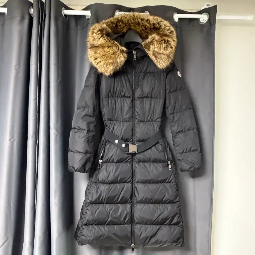 Moncler Boucage Puffer Jacket 2 Sizes - Excellent Condition thumbnail 5