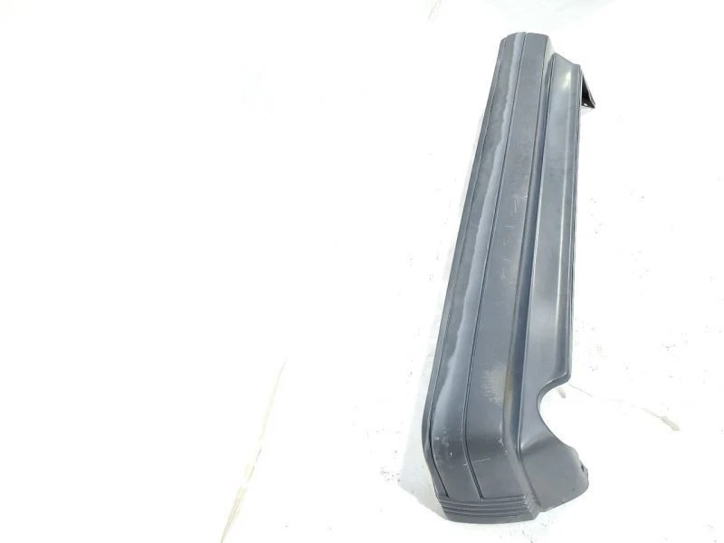 1989 年 1990 年 SAAB 9000 原始设备制造商后保险杠褪色 — 第 4/4 张图片