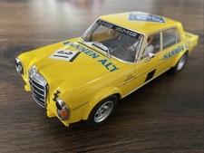 Mercedes 300 SEL 6.3 AMG giallo per Carrera universale 132