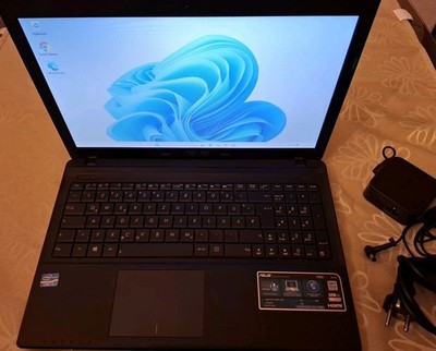 ASUS Notebook Laptop 15,6 Zoll 8GB RAM 128GB SSD Windows 11 Vorinstalliert