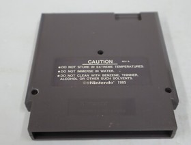 R.C. Carro Pro-Am (NES, 1988) solo 3 tornillos