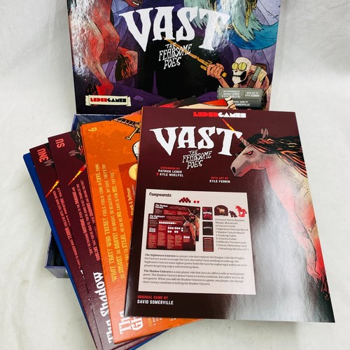 Vast The Crystal Caverns Board Game Huge Bundle Miniatures Haunted 2017 NM/NM+ - Picture 6 of 10