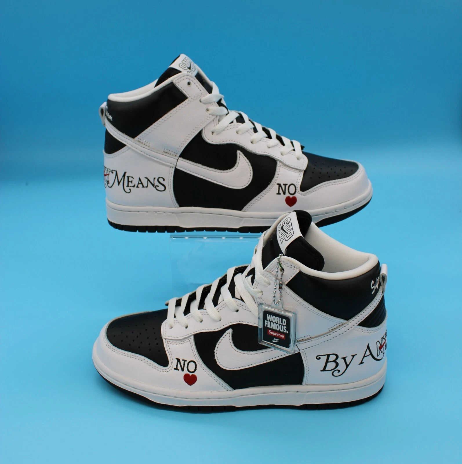 Baskets hautes noires et blanches Nike SB Dunk High Supreme By Any Means
