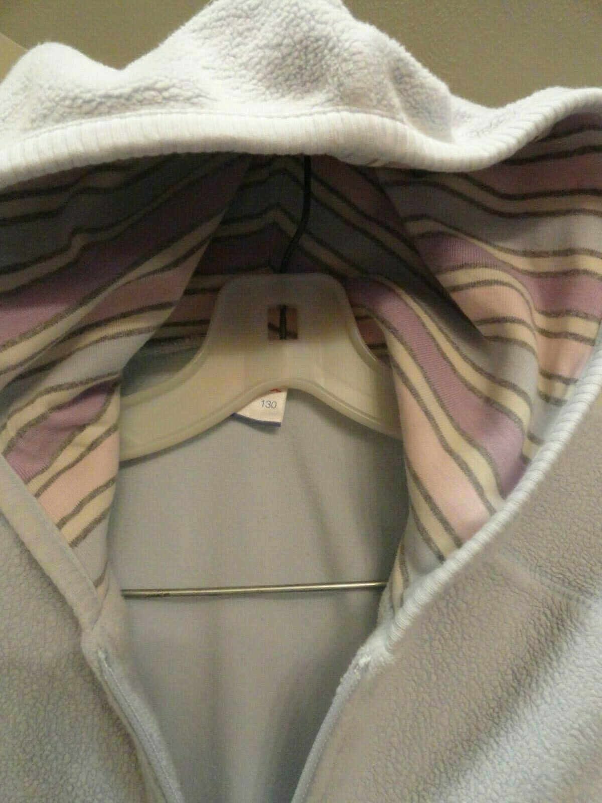 Picture 4 of 5