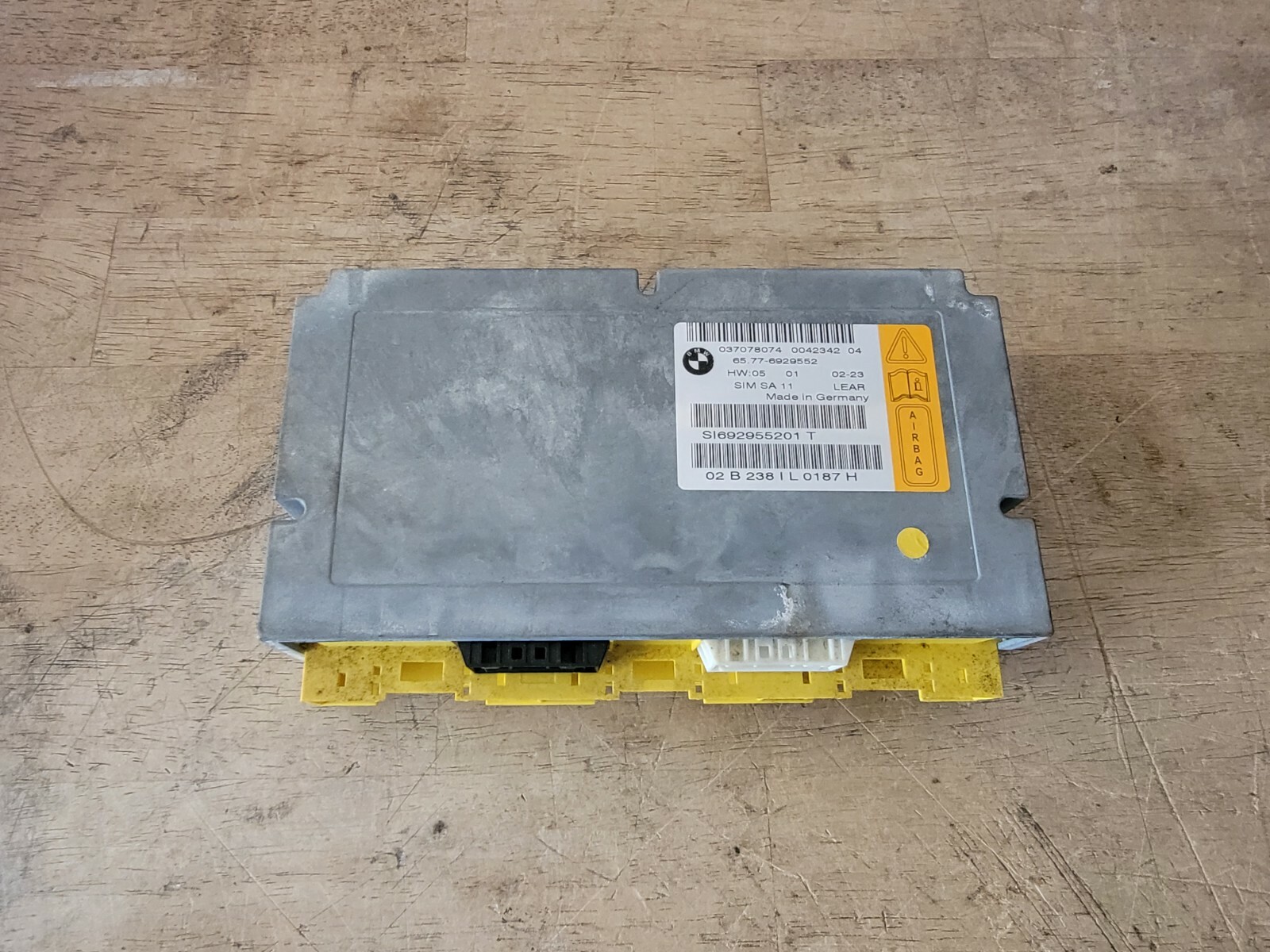 02 03 04 BMW 745i Airbag Main Control Module 65776929552 OEM for 