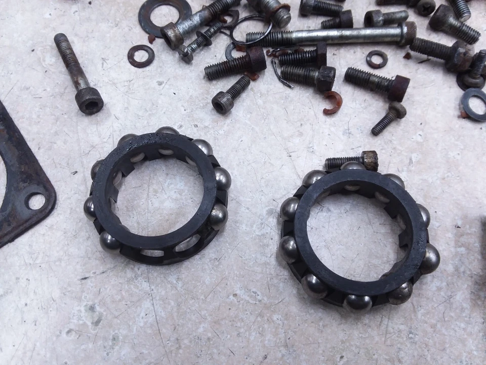 Lote de pernos de caja de motor KTM Penton 250 Enduro GS MC5 400 250GS 1976 DE COLECCIÓN ANS-C14 Foto 2 de 4