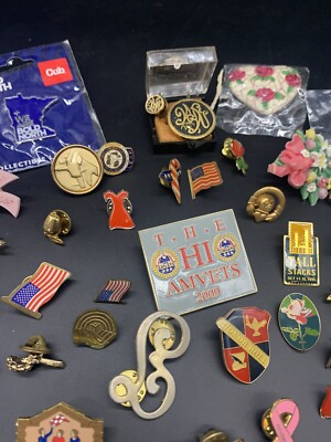 COLLECTOR'S CORNER LAPEL PINS ピンバッジ Amazon.com: Lapel