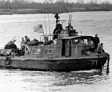 Fast Patrol Craft during river operation 8"x 10" Vietnam War Photo 216