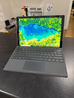 Microsoft Surface Pro 5 1807 i5-7300U 8GB RAM 256GB SSD Win 10 - READ