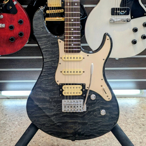 Yamaha PAC-212VQM Electric Guitar Used with Tortoise Pickguard