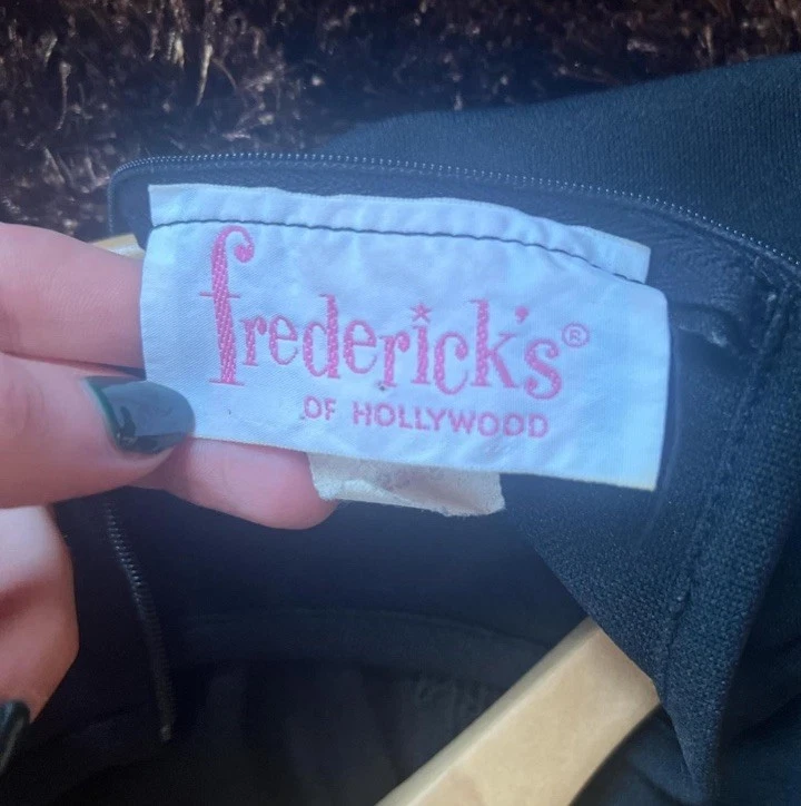 70 年代复古 Frederick's of Hollywood 黑色连身裤铃铛 — 第 4/4 张图片