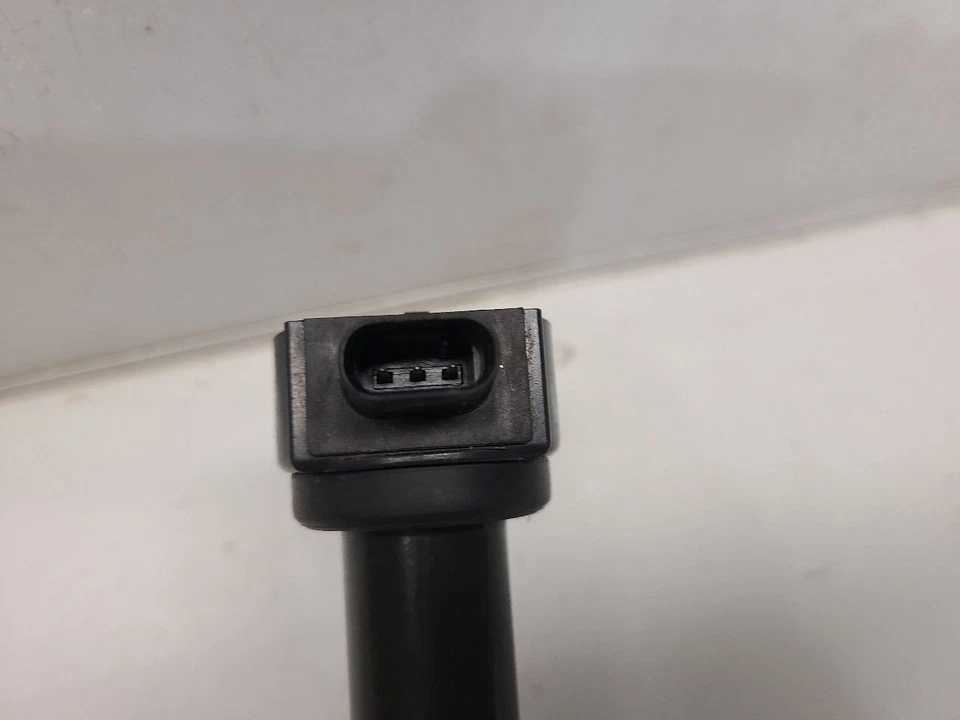 Jeep Compass 2007-16 (2,4 L/AT) bobina de encendido n.º de parte: 4606824AB Foto 4 de 4