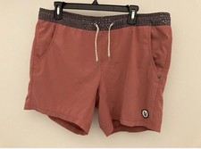 Mens Vuori Kore Short Lined Athletic Hybrid Saltwater Red Salmon