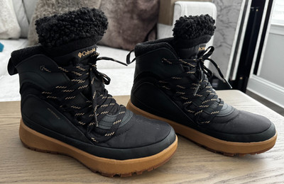 Columbia Women's First Generation Red Hills Omni-Heat Snow Boots - W 7