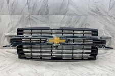 2019 2021 CHEVROLET SILVERADO 1500 HIGH COUNTRY GRILLE OEM FRONT GRILL W/CAMERA