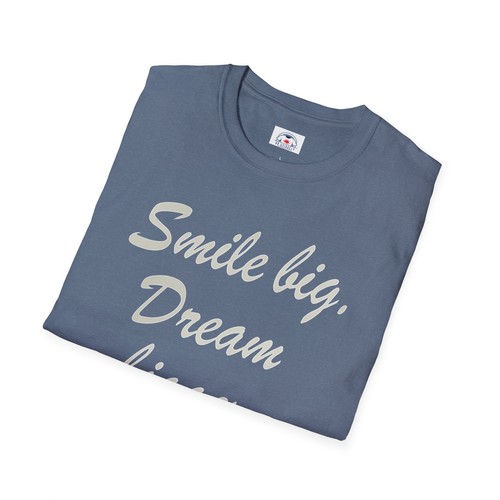 Inspirational Quote Smile Never Quit Dreamer T-Shirt Motivationa Great Gift - Picture 15 of 29