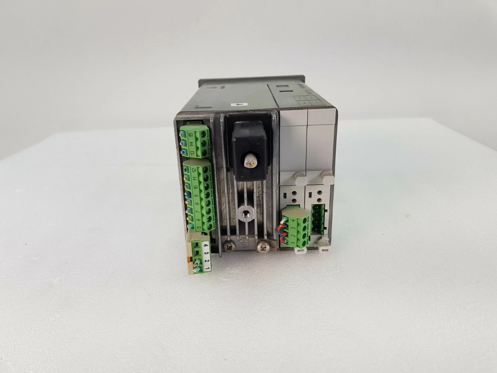 Rear view of a SIPART DR19 6DR1900-4 showing the option slots and terminals