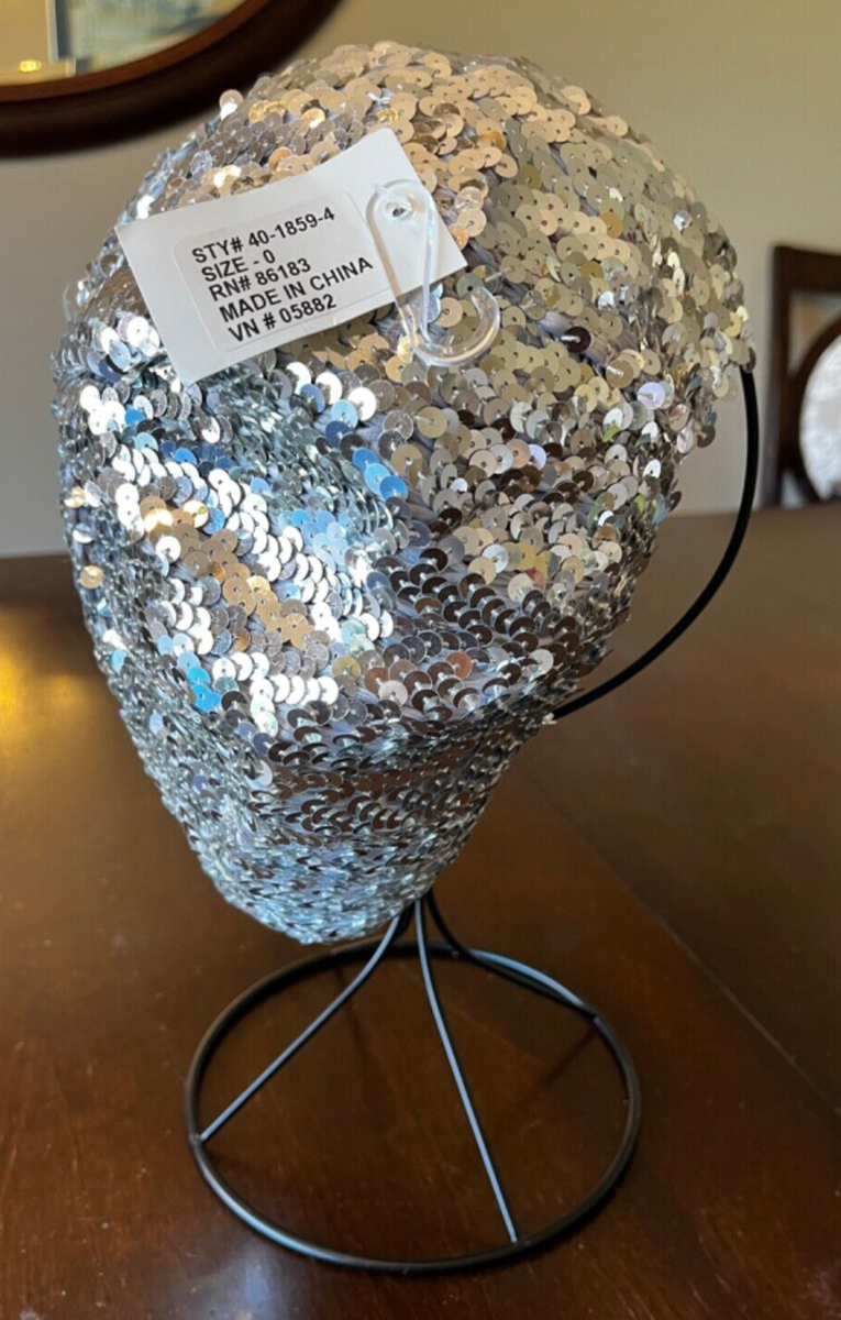 Sequin glitter women's beret beanie NWT silver sparkle Sequin glitter women's beret beanie NWT silver sparkle