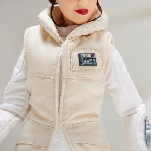 Disney 17" Leia & R2-D2 Star Wars The Empire Strikes Back 45th Anniv LE Doll - Picture 3 of 11