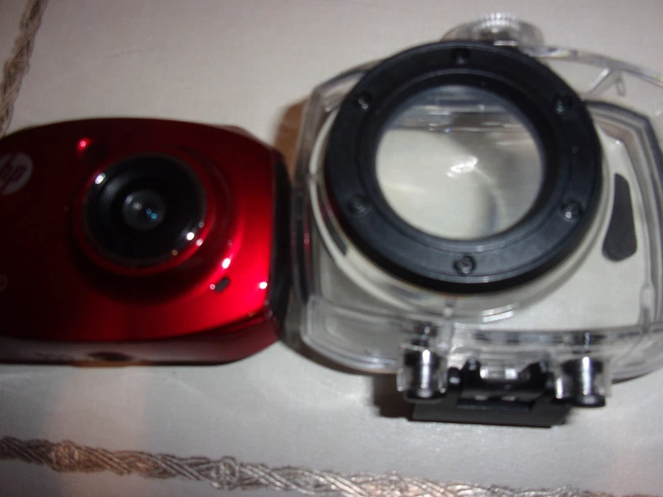 WATERPROOF HP AC100 ACTION VIDEO CAM with case & mounts & REMOTE CONTROL. NICE! - Image 2 of 4