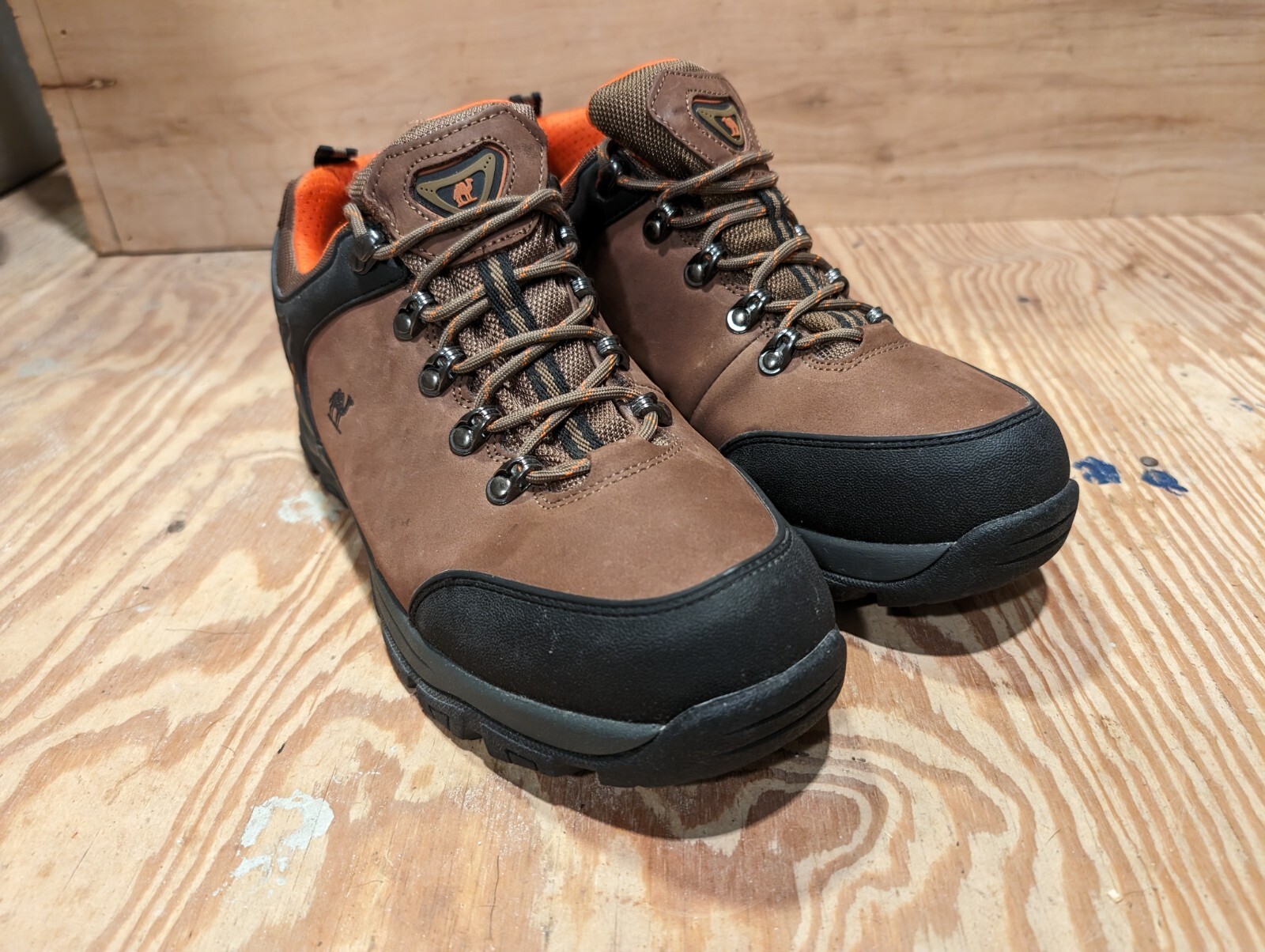 Camel Crown Outdoors Perfection Hiking Shoes - Men's Size 11