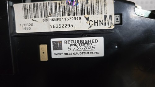 2001-2002 GMC Sierra Denali, Sierra C3, Yukon Denali Gauge Cluster - Picture 5 of 5