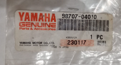 Yamaha YZ125,XJ650, XV750 Flat Head Screw NOS 98707-04010 (L-2946