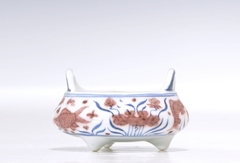 Rare Chinese Blue and White 'Pond' Porcelain Incense Burner
