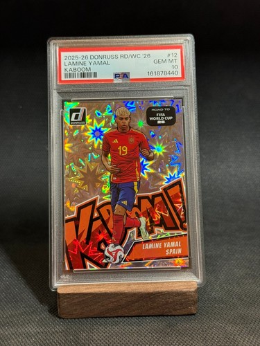 2025 Panini Donruss Road to FIFA Kaboom Lamine Yamal #12 card