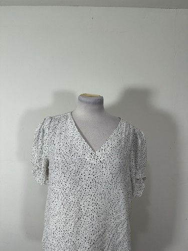 Adrianna Papell Women’s White Color Short Sleeve Top Size Medium - Picture 2 of 8