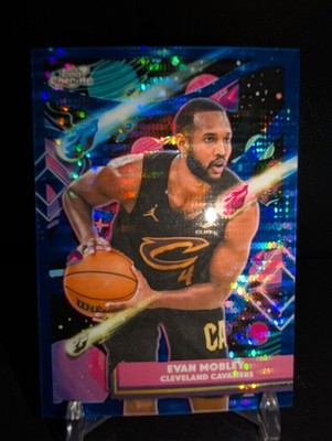 2025-26 Topps Chrome Cosmic Evan Mobley Blue Moon Refractor /99