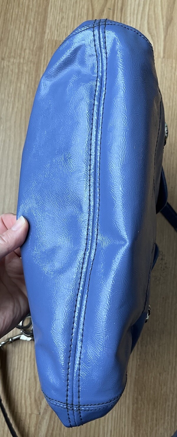 Coach F23401 Daisy Liquid Gloss Pocket Periwinkle Blue Leather Hobo Handbag thumbnail 6