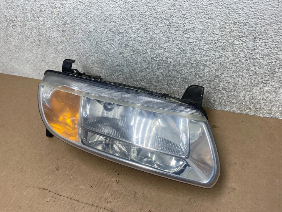 2000 至 2002 年土星 L 系列车头灯右侧乘客侧 F2164 — 第 2/4 张图片