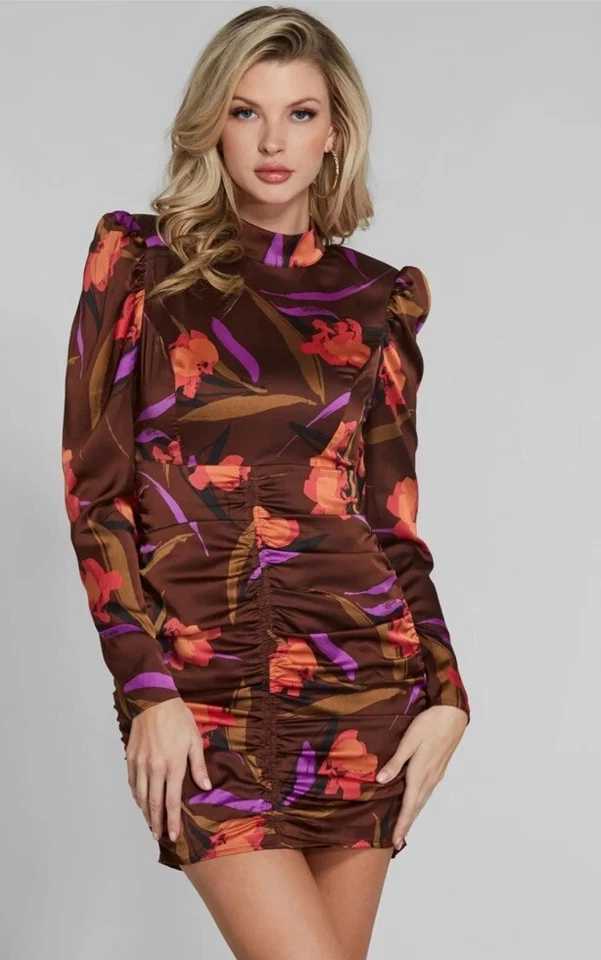 ❤️ Vestido acanalado floral Guess By Marciano talla XS❤️ NUEVO CON ETIQUETAS Foto 3 de 4