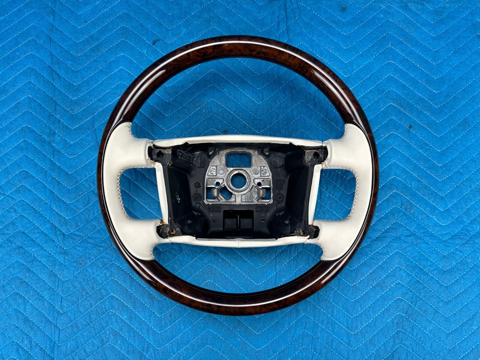 Bentley Flying Spur Steering Wheel w/ Wood Trim Burr Walnut Ivory 29k 2009 OEM