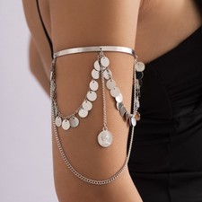 Distinctive Cold Wind Alloy Chain Bracelet with Golden White Tassel Accent