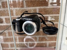 Fuji finepix S8100FD Digital Camera - Working (112508FX)