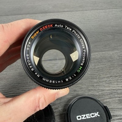 Super Ozeck MC Auto Tele Photo Close Focusing 135mm Lens F2.8 Olympus OM Mount