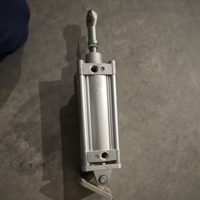 Camozzi Tie-Rod Double-Acting Pneumatic Cylinder 63mm Bore 150mm Stroke 10 Bar